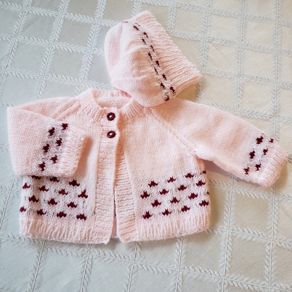 3/$39. SALE! Baby girl's New hand-knitted 2 piece set in pink and maroon. - Picture 2 of 2